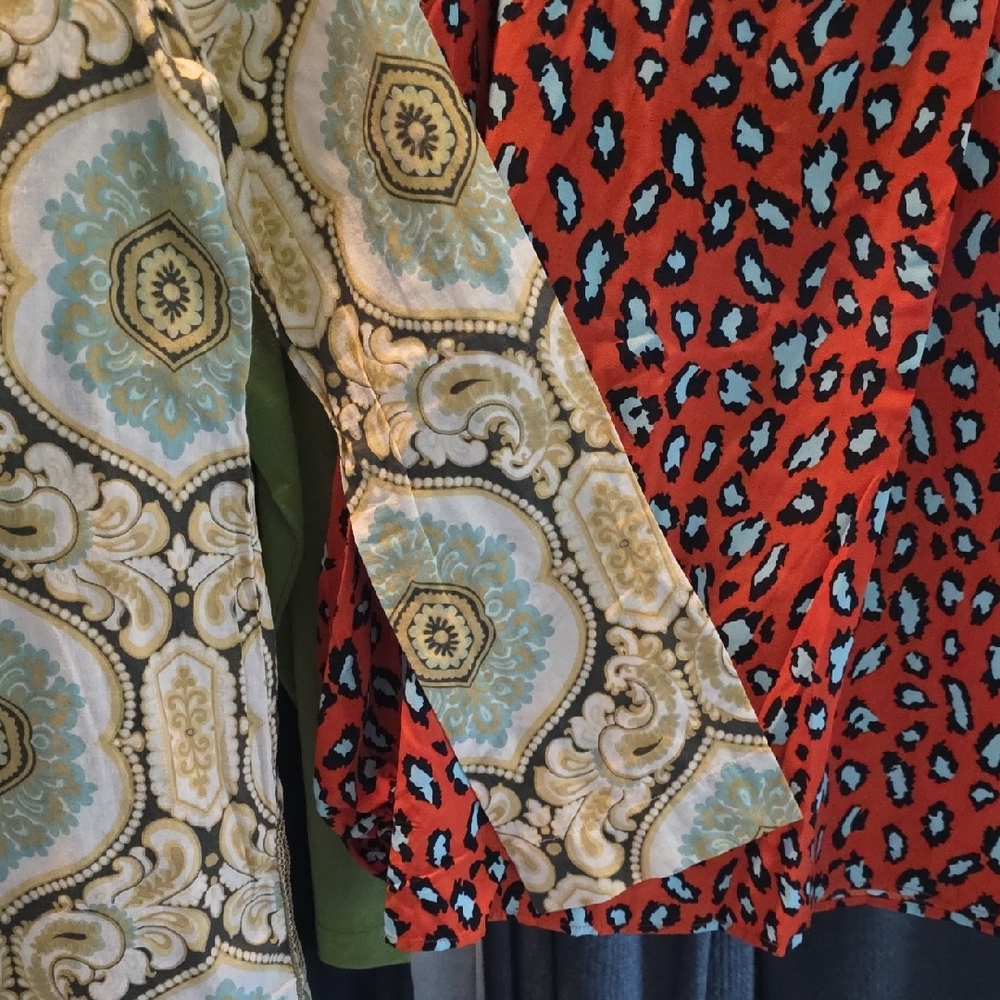 Tommy Bahama Yellow and Blue Top & Leopard Print Blouse - Picture 5 of 6